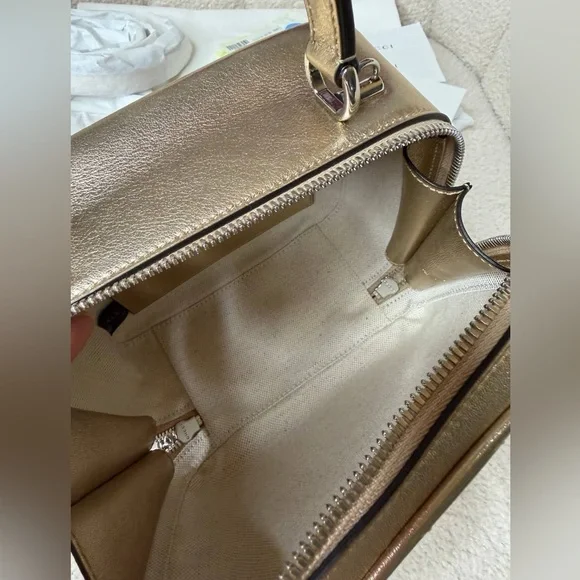 Gucci Blondie Gold Leather Top Handle Bag Rare Metallic Nappa - Picture 10 of 11